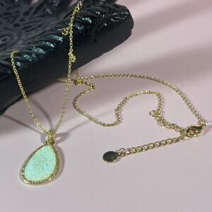 Hespera gold asymmetric necklace